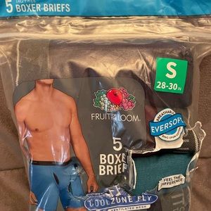 Fruit of the Loom men’s five pack boxer briefs